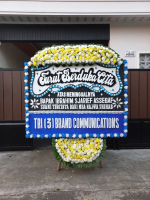 Papan Bunga Duka di Plosogaden